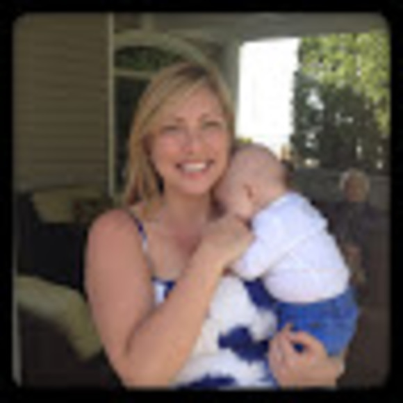 Meet your Posher, Cristin - Picture 1 of 1